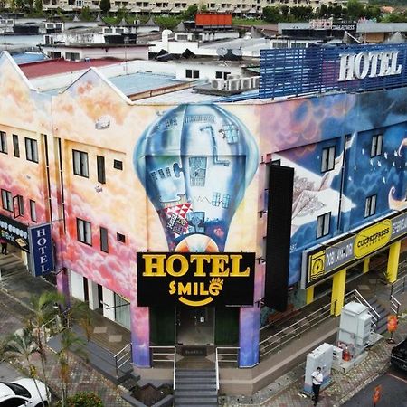Smile Hotel Shah Alam Seksyen 9 Extérieur photo
